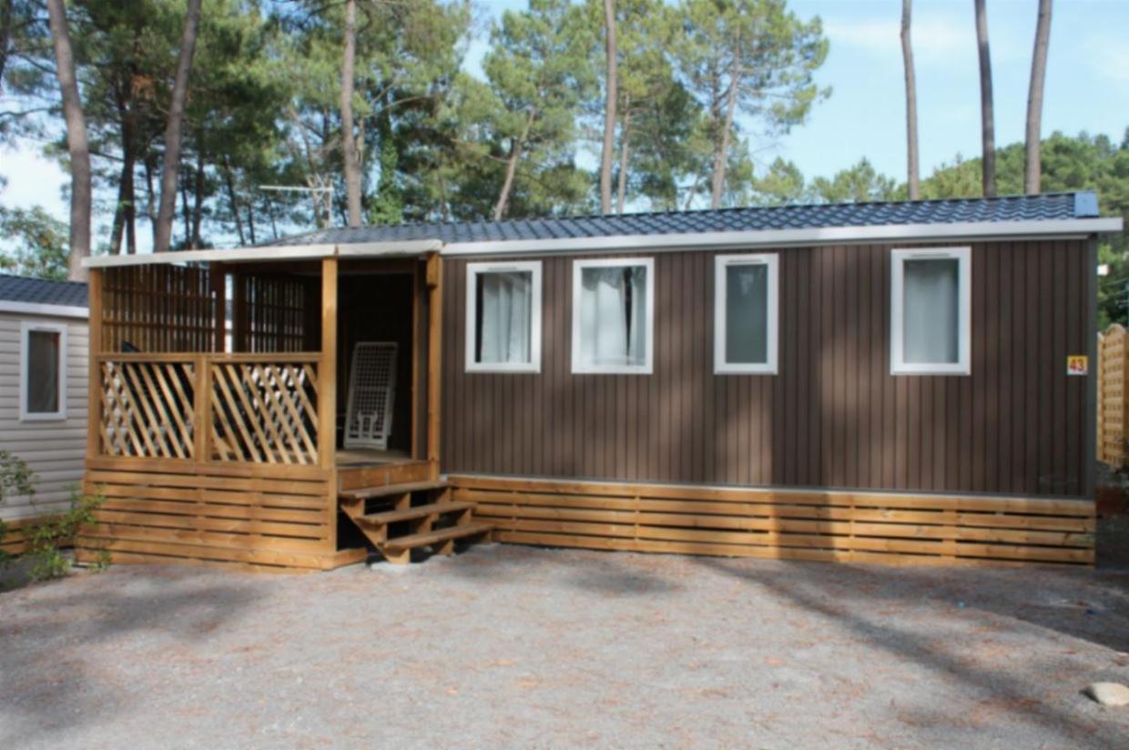 Village de Chalets Camping Bois Simonet Joyeuse Extérieur photo