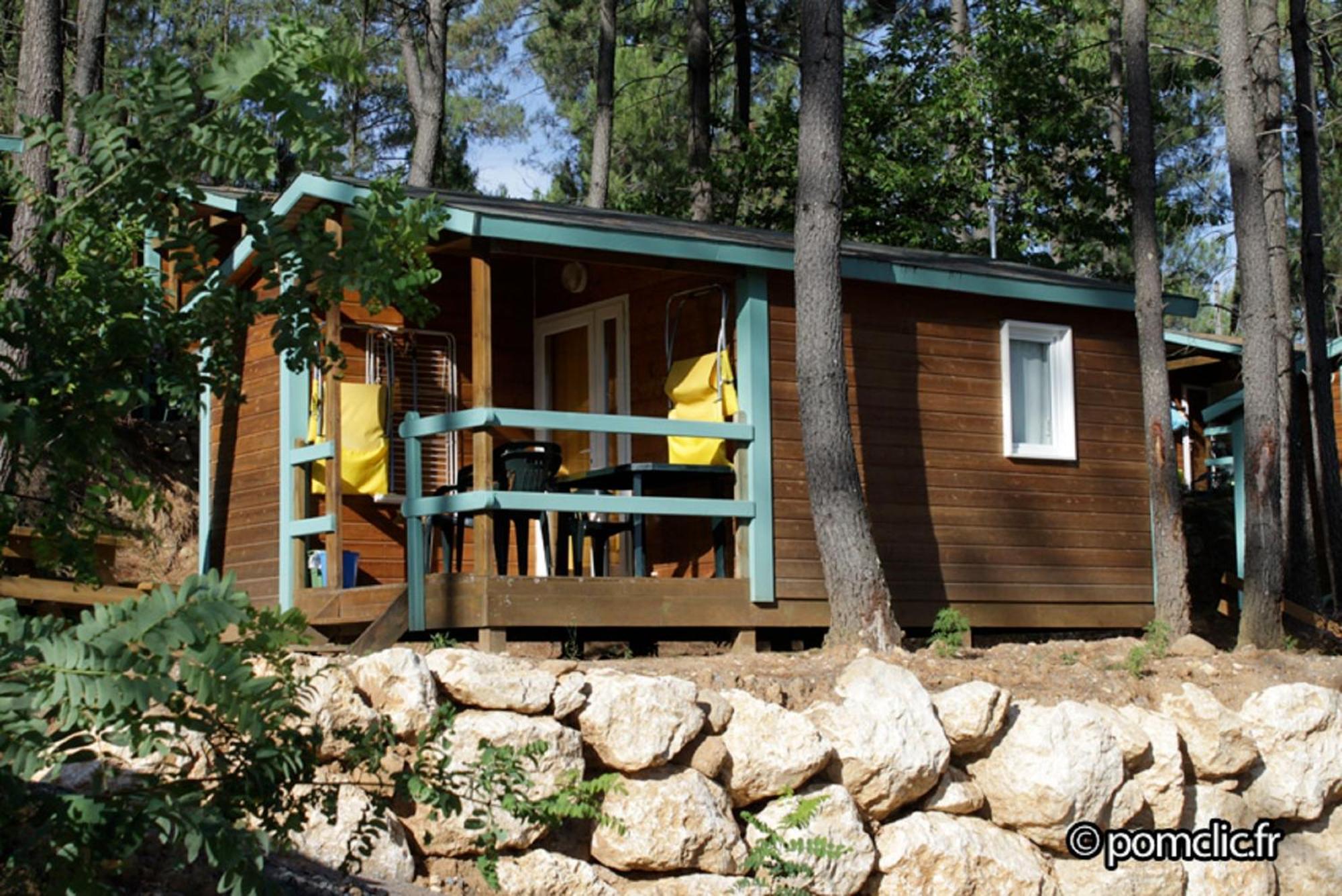 Village de Chalets Camping Bois Simonet Joyeuse Extérieur photo